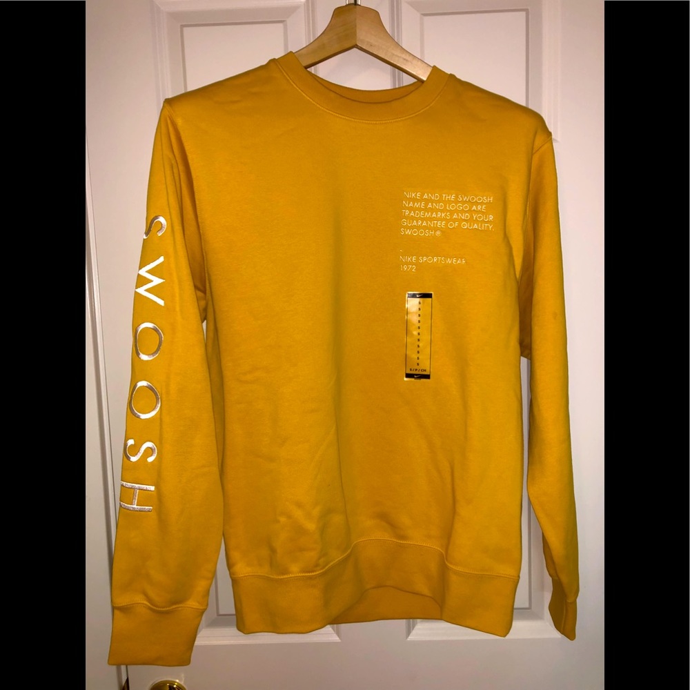 NEW! NIKE SB FLEECED “SWOOSH” PULLOVER MENS SMALL